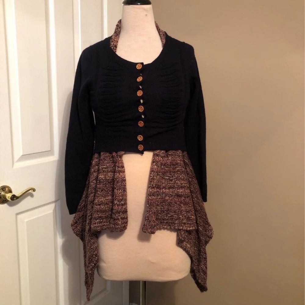 Sleeping on snow sweater